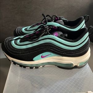Girl Air Max 97